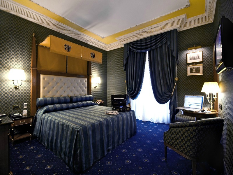 Hotel Manfredi Suite In Rome