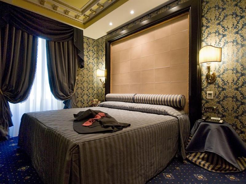 Hotel Manfredi Suite In Rome