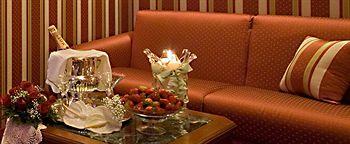 Hotel Manfredi Suite In Rome