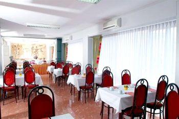 Hotel Neboder