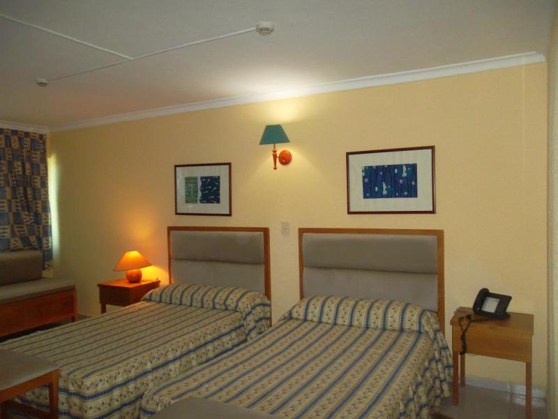 Gran Caribe Sun Beach