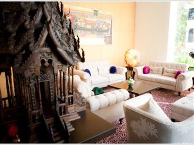 Abloom Exclusive Serviced Apartments