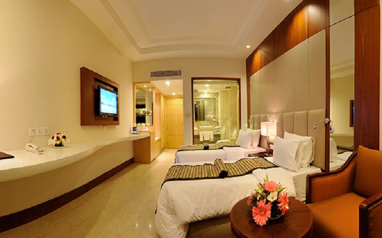 Howard Plaza The Fern Agra