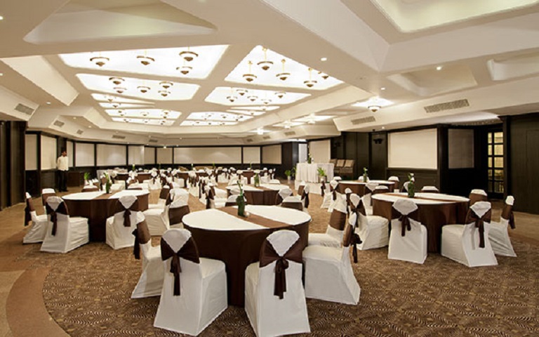 Howard Plaza The Fern Agra