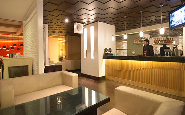 Howard Plaza The Fern Agra