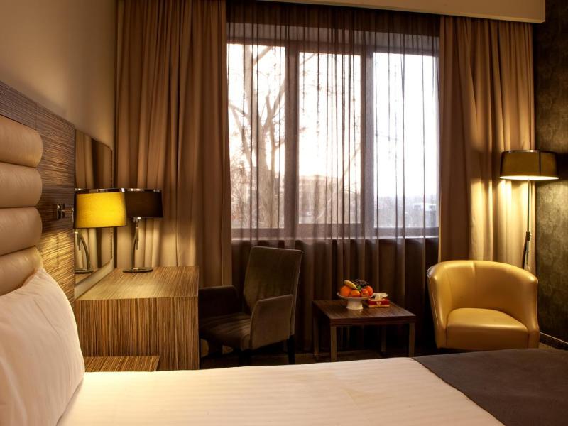 President Hotel by Hrazdan Hotel CJSC