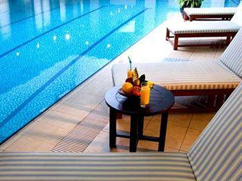 Hua Ting Hotel & Towers