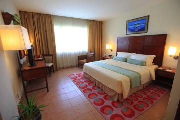 Отель Hulhule Island Hotel Мальдивы, Мале, фото 4