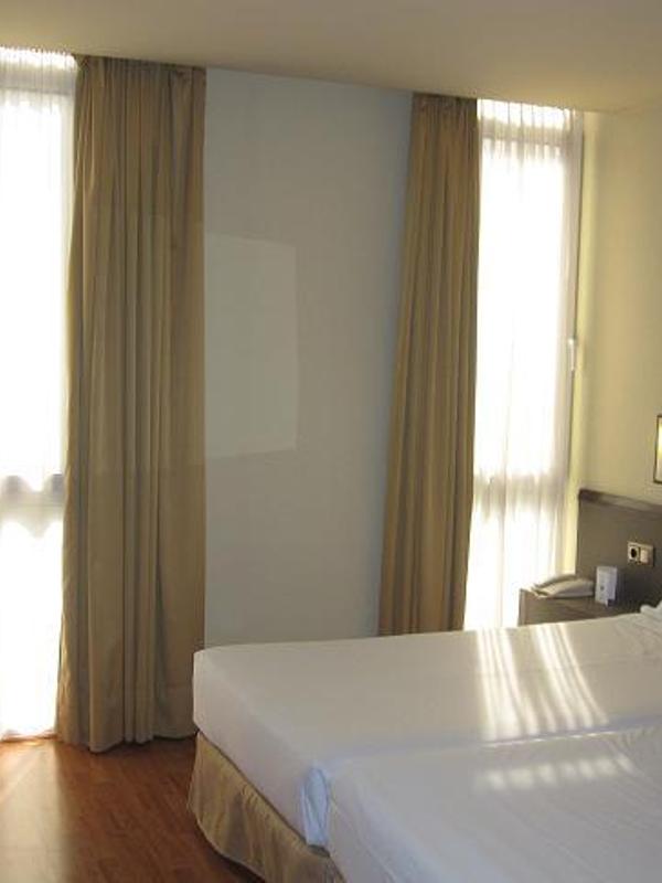 Barcelona Atiram Hotel