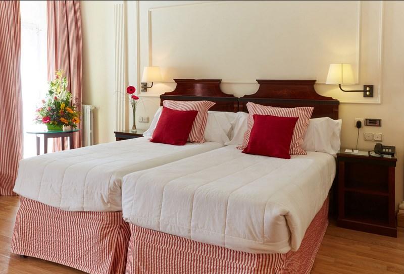 Hotel Husa Europa