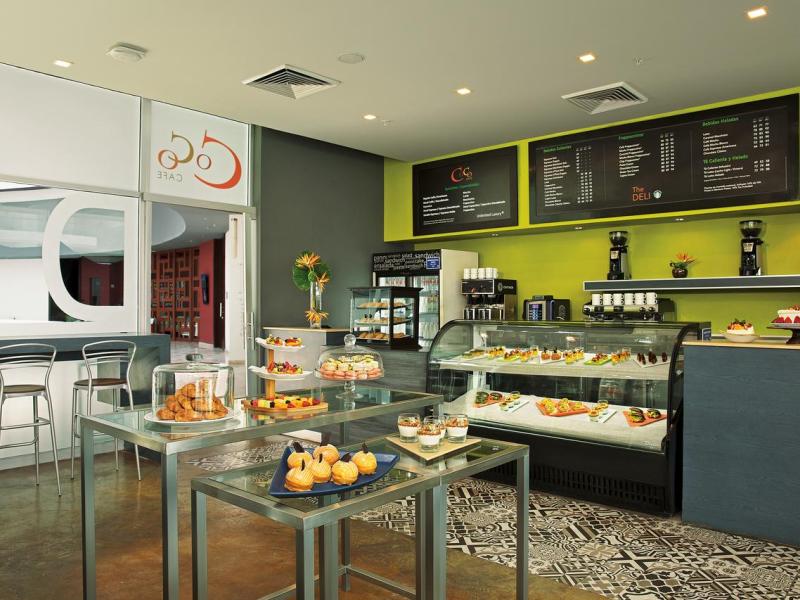 Reflect Krystal Grand Cancun