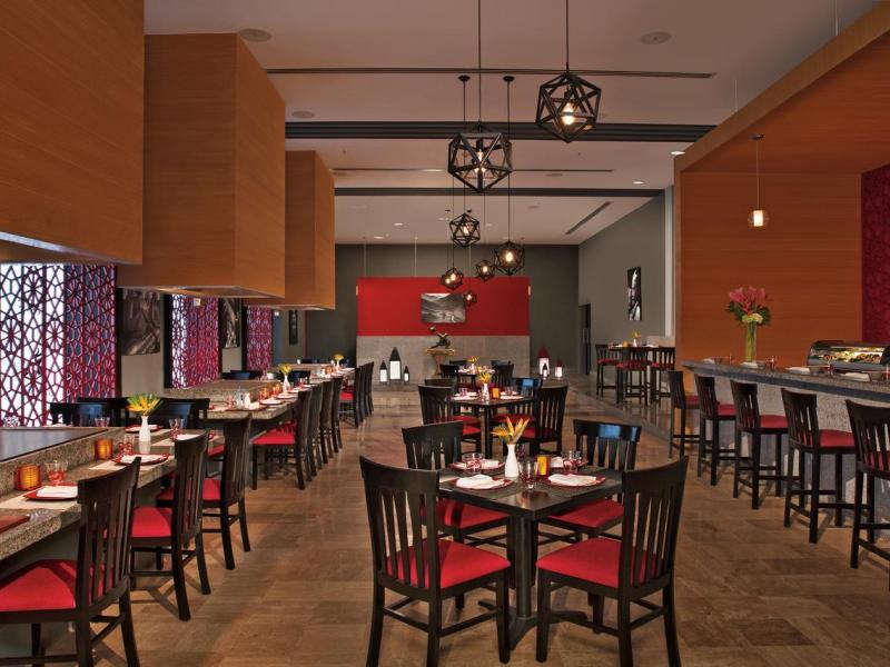 Reflect Krystal Grand Cancun