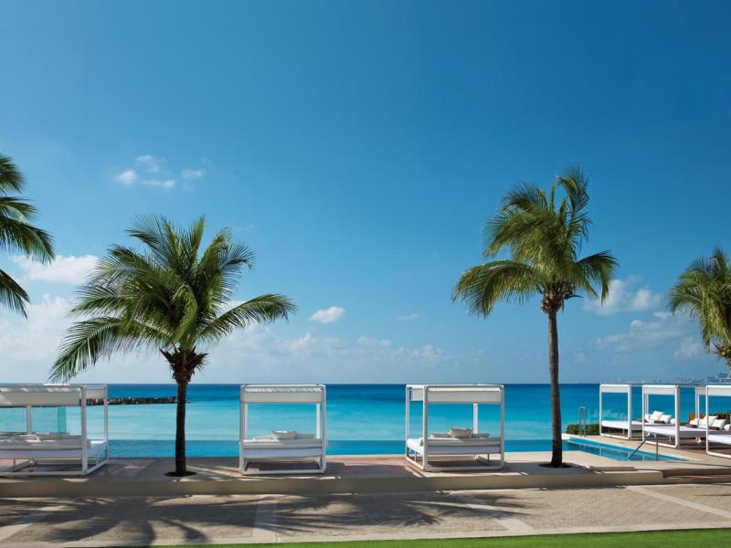 Reflect Krystal Grand Cancun