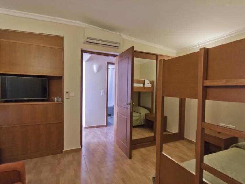 Hydramis Palace Beach Resort