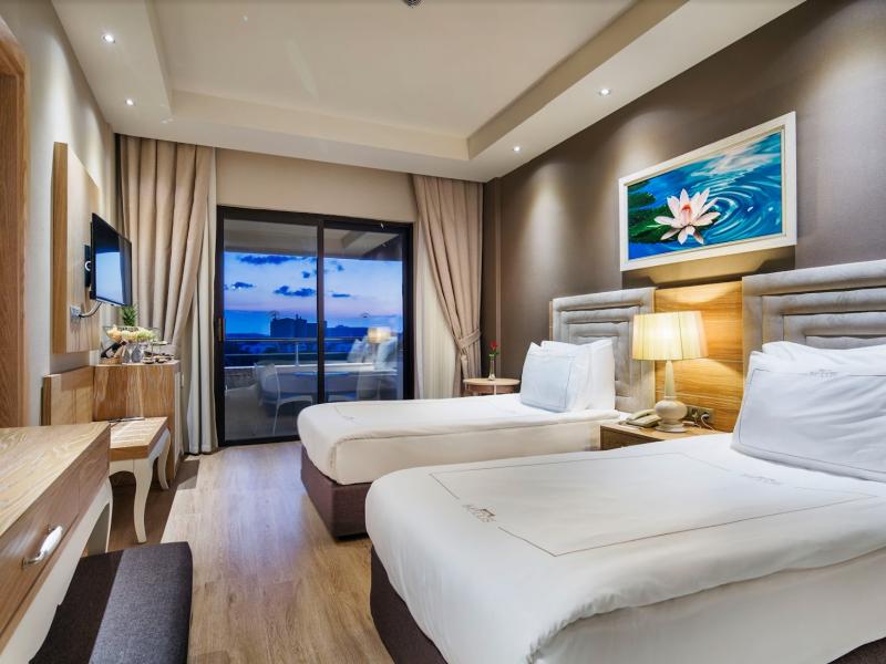 Bellis Deluxe Hotel
