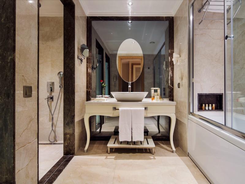 Bellis Deluxe Hotel