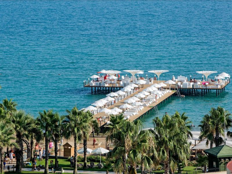 Bellis Deluxe Hotel