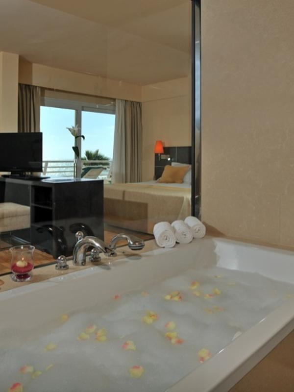 Iberostar Waves Royal Andalus