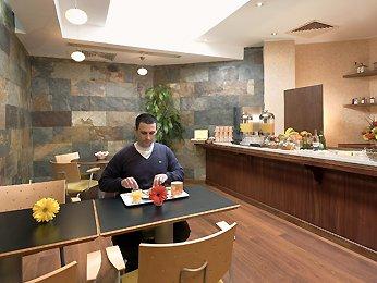 Ibis Lisboa Liberdade