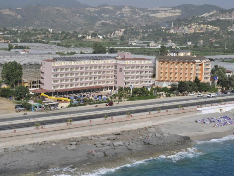 Royal Ideal Beach Hotel