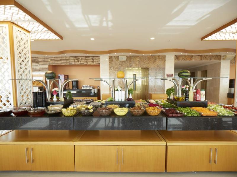 Ilkbal Deluxe Hotel