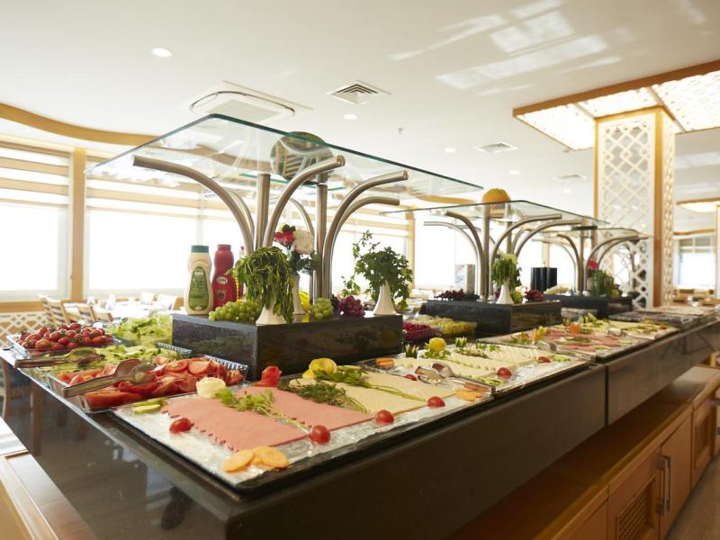 Ilkbal Deluxe Hotel