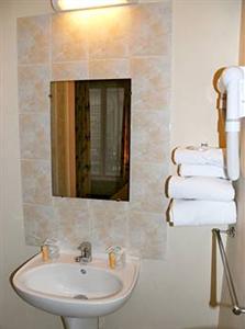 Best Western Le 18 Paris