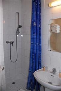 Best Western Le 18 Paris