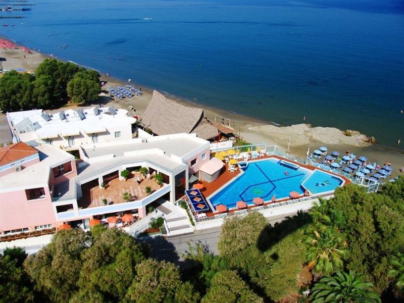 Ilianthos Village Luxury Hotel & Suites