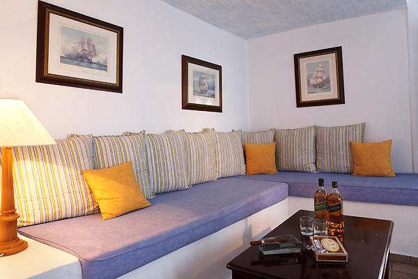 Iliovasilema Suites