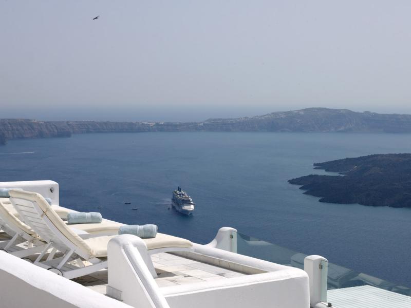 Iliovasilema Suites