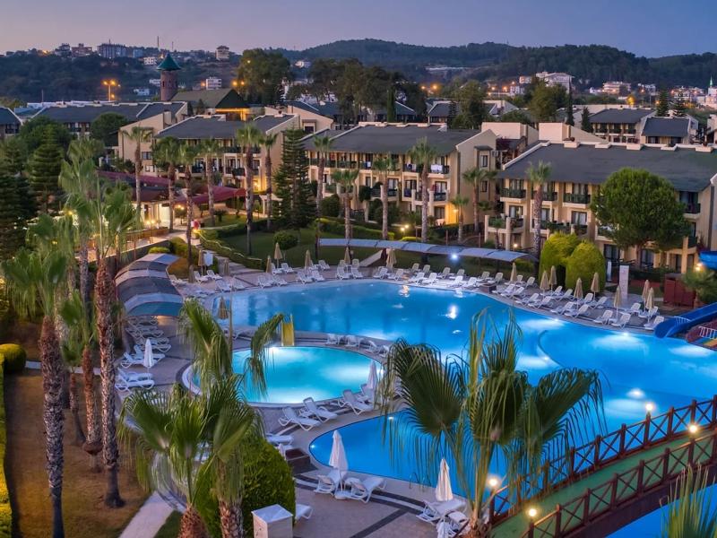 OZ Hotels Incekum Beach Resort