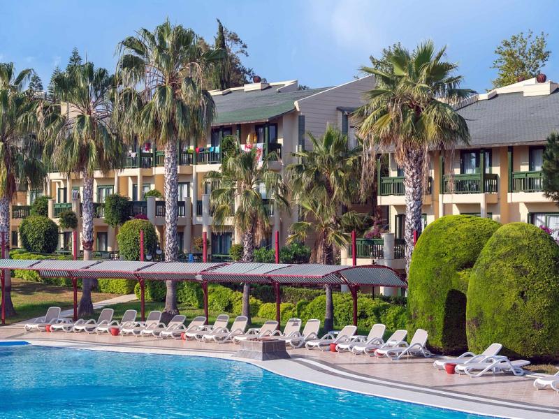 OZ Hotels Incekum Beach Resort