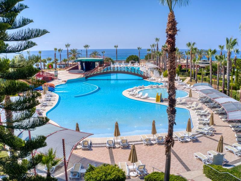 OZ Hotels Incekum Beach Resort