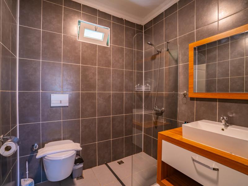 Clover Magic Garden Beach