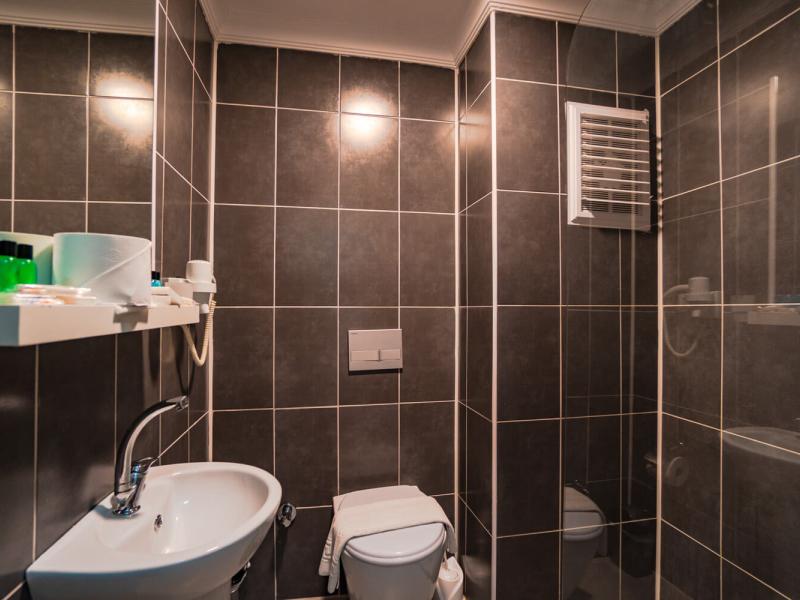 Clover Magic Garden Beach