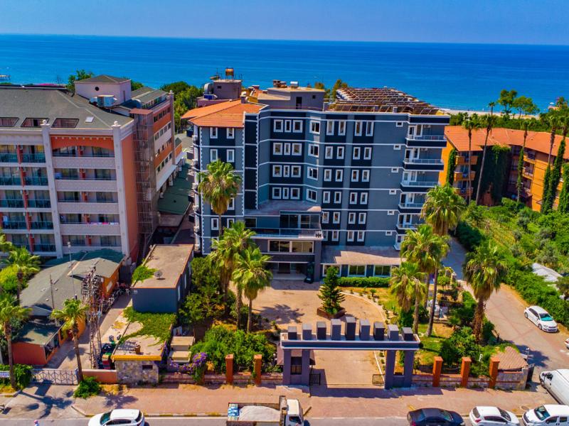 Clover Magic Garden Beach