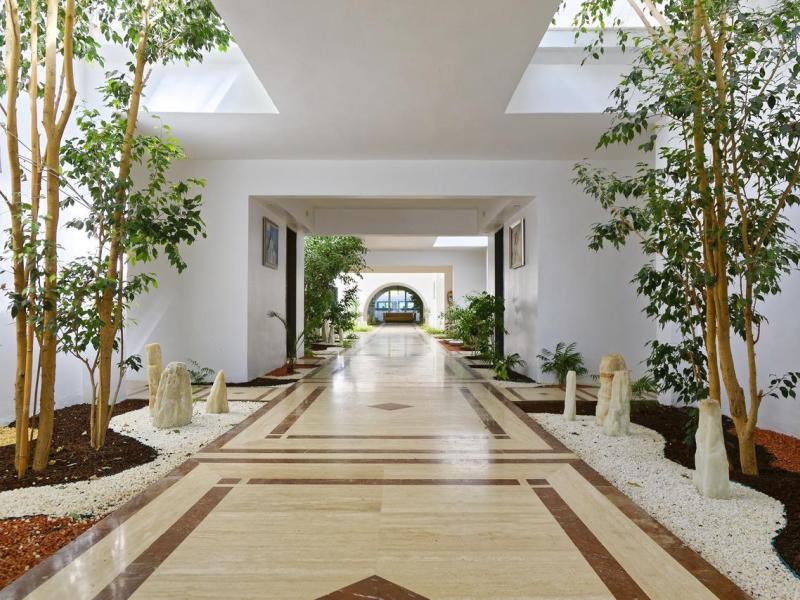 Ambrosia Hotel Beach & Spa  