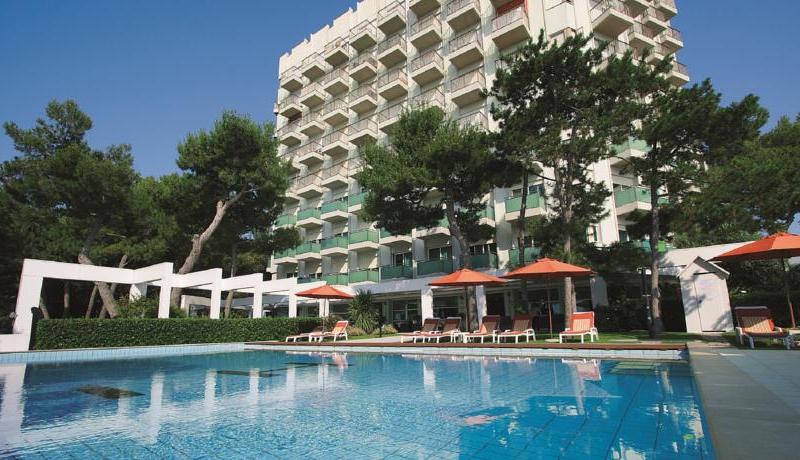 International Beach Hotel