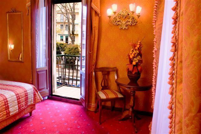 Hotel American Dinesen