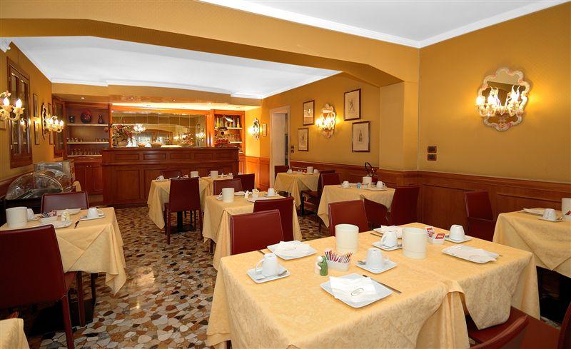 Hotel American Dinesen