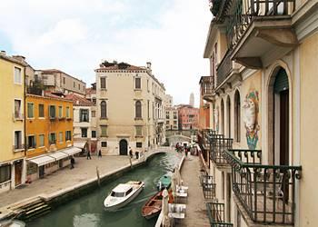 Hotel American Dinesen