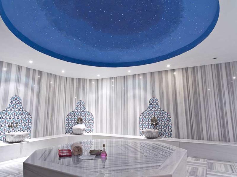 Intourist Palace Hotel & SPA