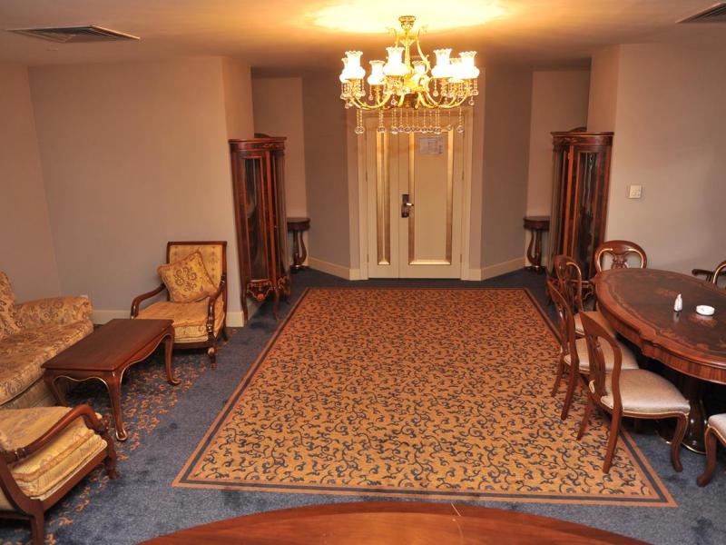 Intourist Palace Hotel & SPA