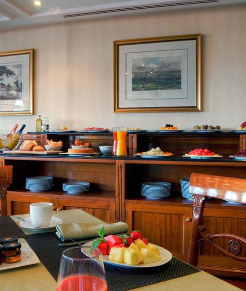 Intur Palacio San Martin