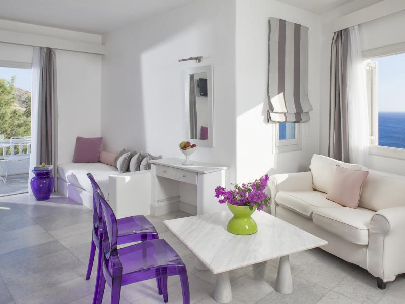 Ios Palace Hotel & Spa