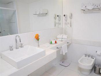 Golden Tulip Ipanema Plaza