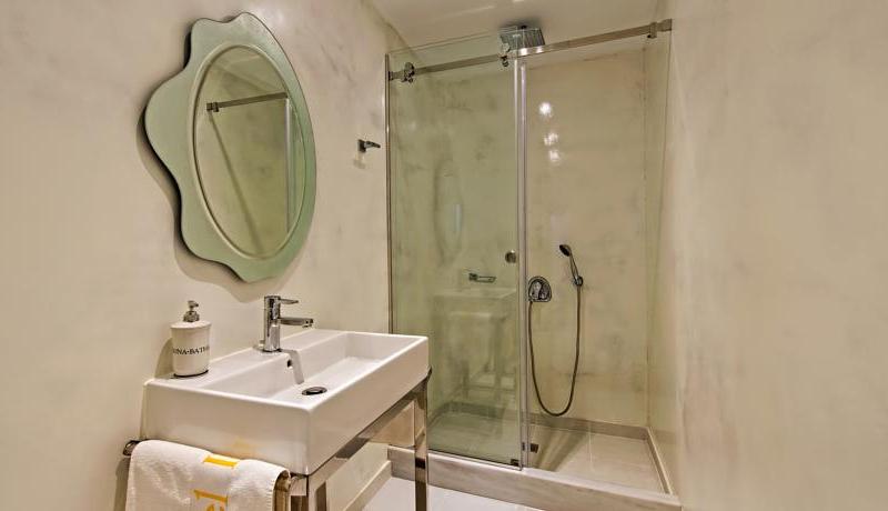 Ira Hotel & Spa