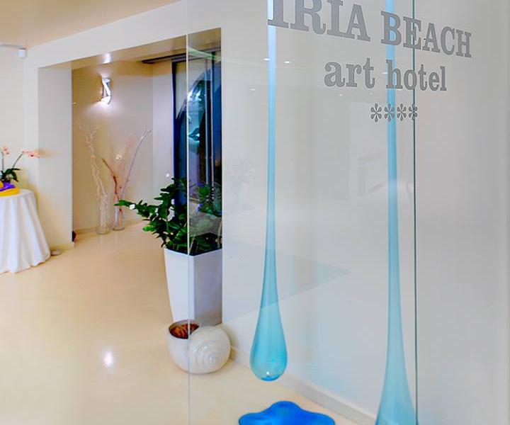 Iria Beach ART Hotel