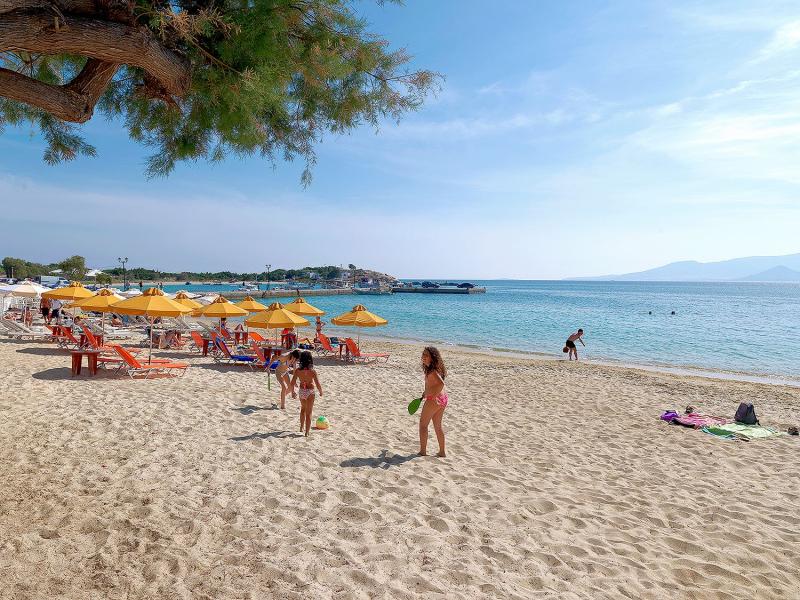Iria Beach ART Hotel